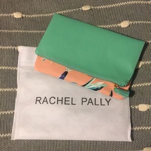Rachel Pally cute spring clutch! 🌷